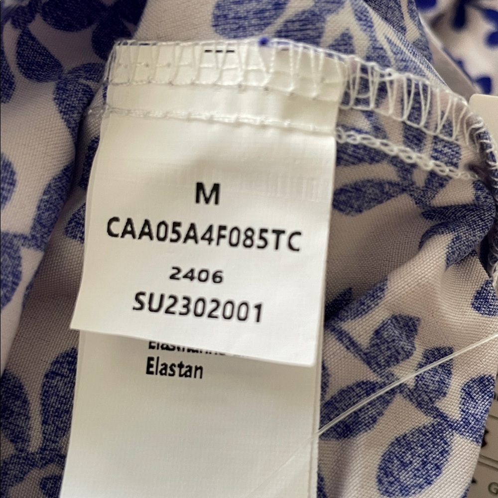 ♥️Cupshe♥️ Blue and White pattern maxi Dress, size (Med) - Picture 12 of 12